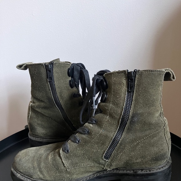 Frye Julie Hook Combat Boot - Forest Oiled Suede 8 - Picture 8 of 12